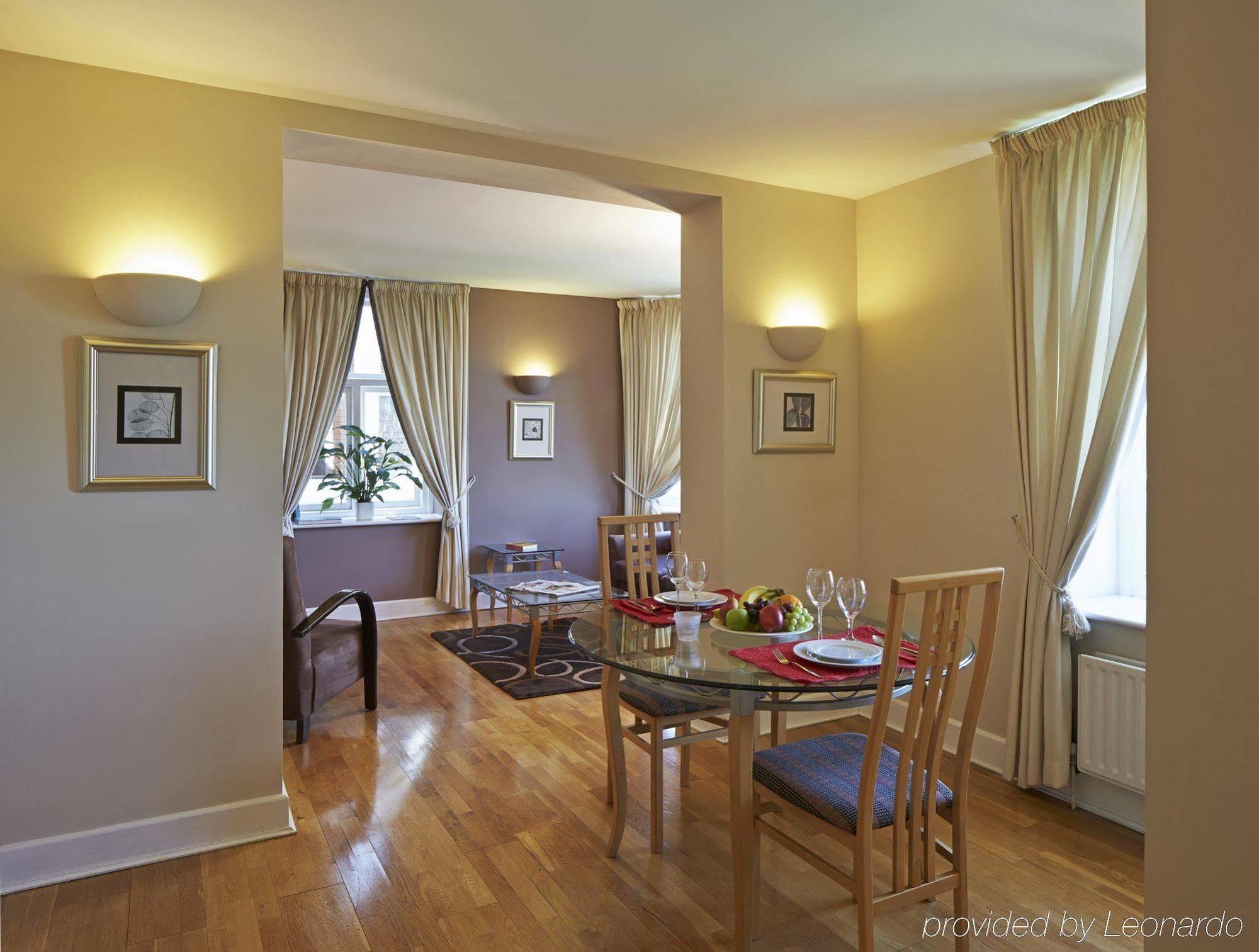 Citadines St Marks Лондон Экстерьер фото